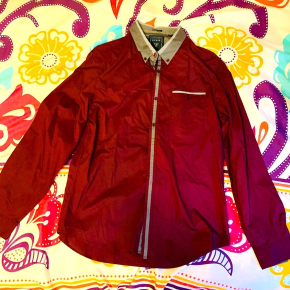 Red maroon coller shirt for men from guess - Picture 1 of 1